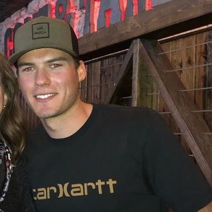 Meet your Posher, Hunter